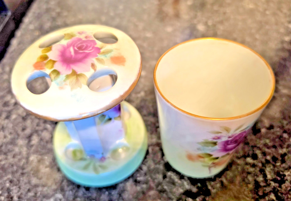 Bathroom Vanity Toothbrush/Tumbler Set Floral